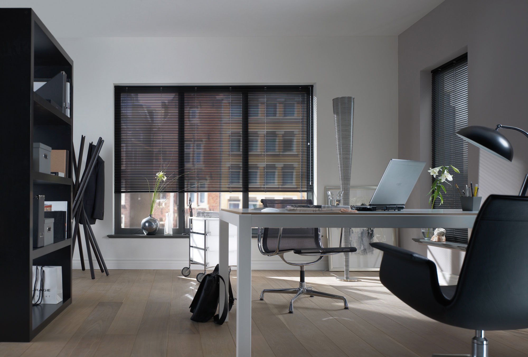 erfal-Jalousie-buero-schwarz erfal-Jalousie-buero-schwarz