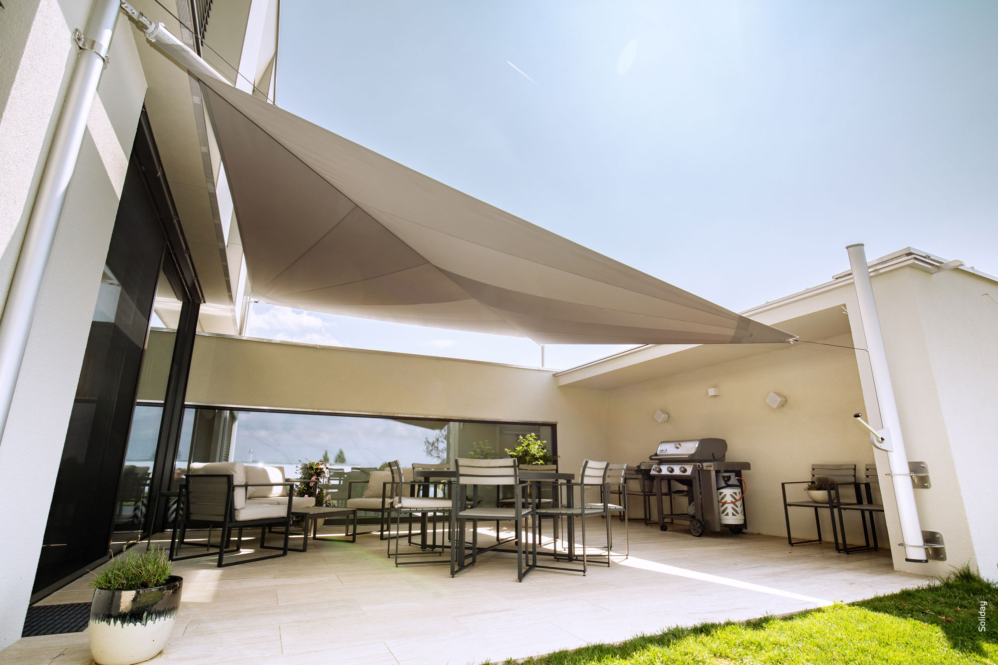 Soliday-C-Sonnensegel-Terrasse-Schatten Soliday-C-Sonnensegel-Terrasse-Schatten