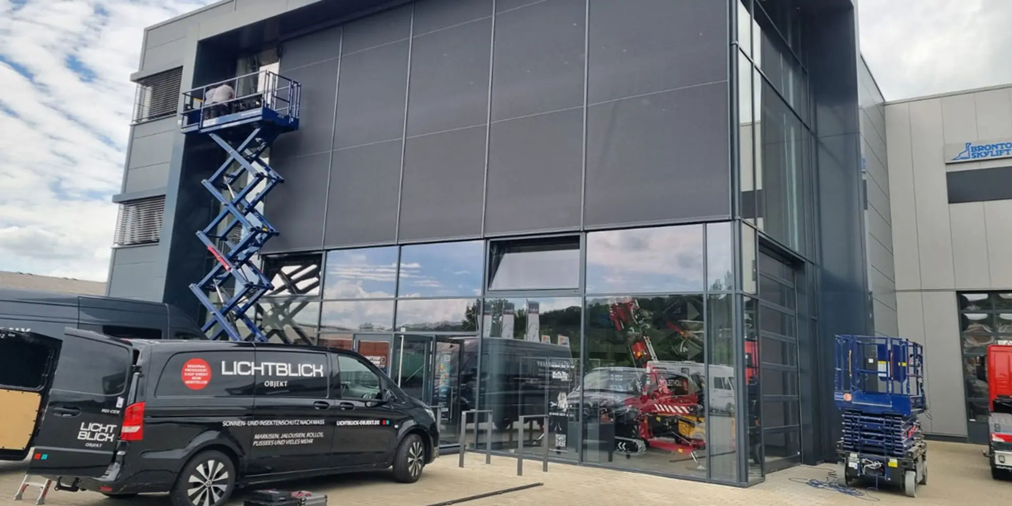 Fenstermarkisen-Kundenprojekt--breit